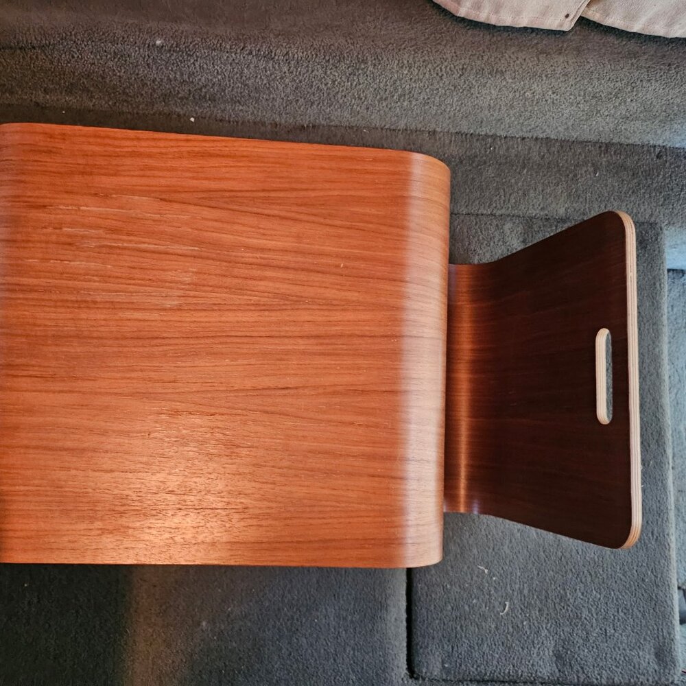 Authentic Offi Mag Table - Picture 6 of 9